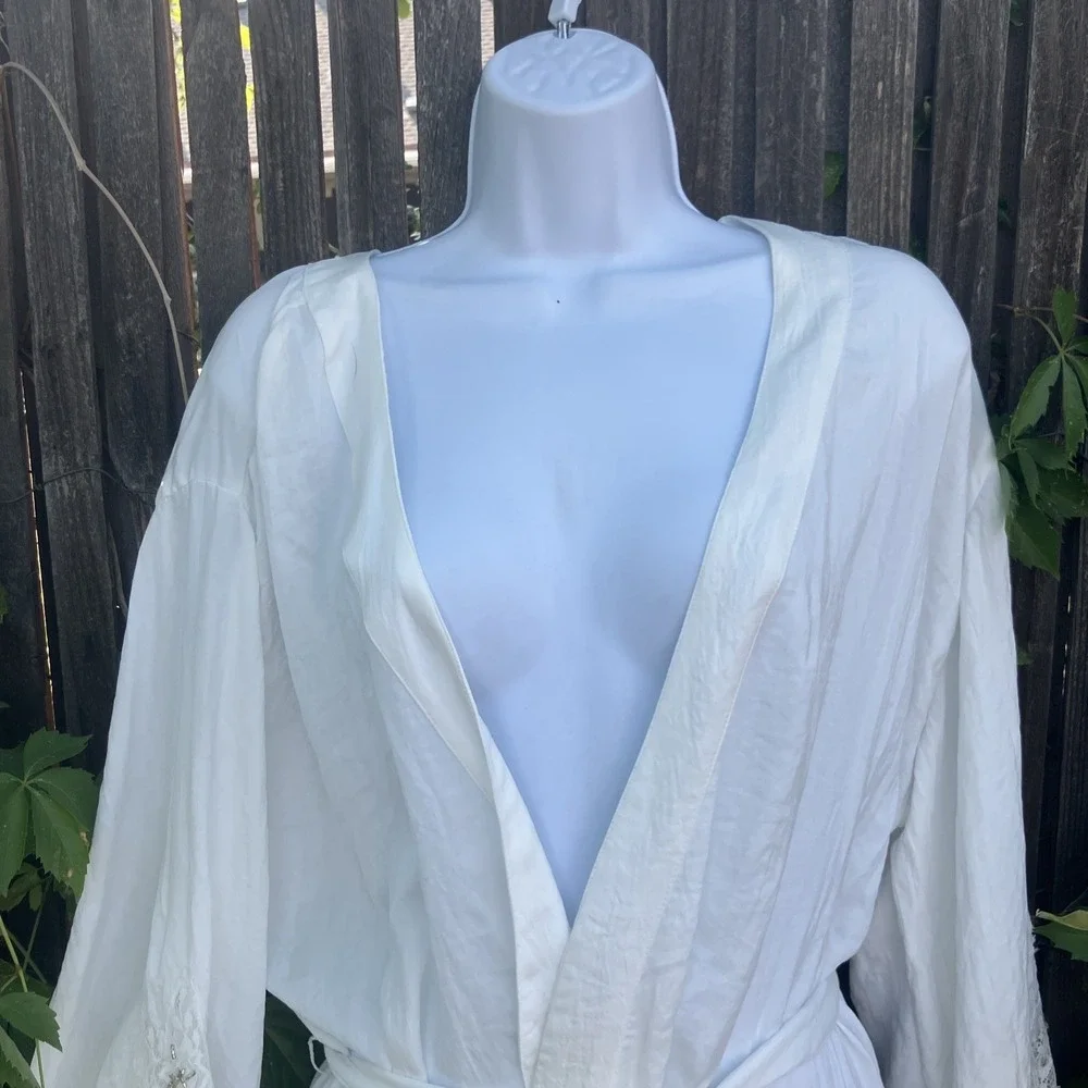 NWT Anthropologie Duster Kimono Lace Sparkle Embroidered‎ White Sz M/L Angelcore